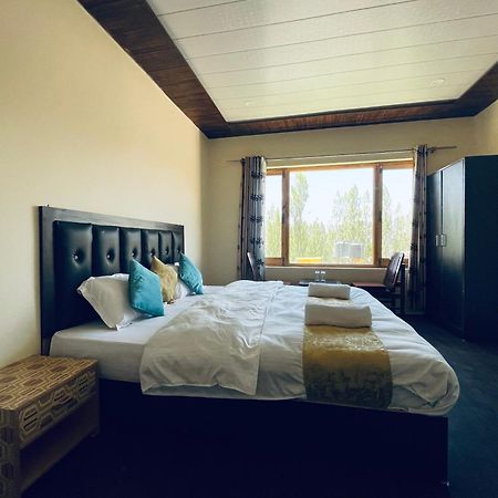Zlatan Guest House Лех Экстерьер фото
