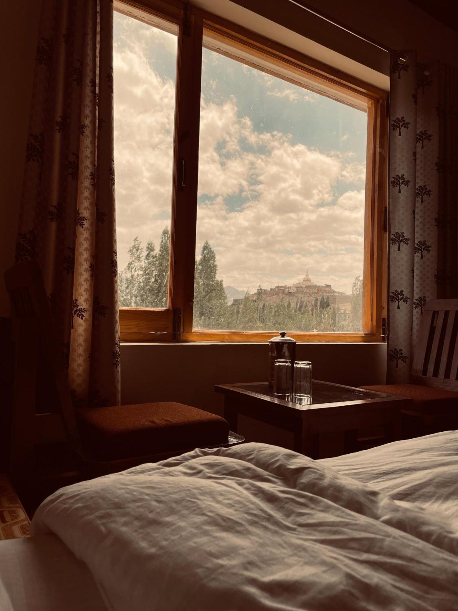 Zlatan Guest House Лех Экстерьер фото